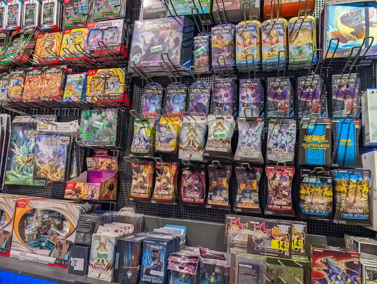 trading cards rack